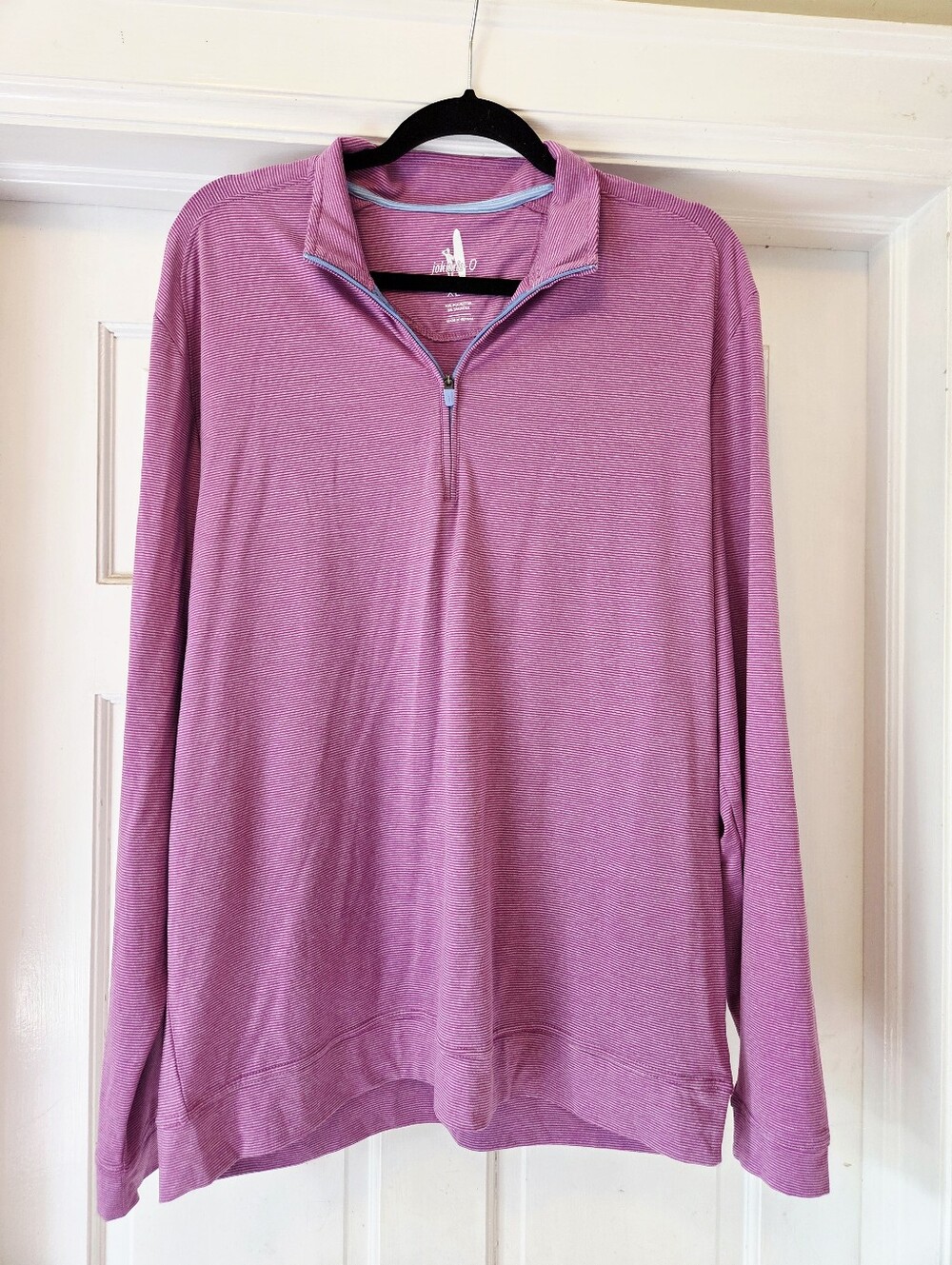 Like new purple/pink Johnnie O quarrer zip size XL